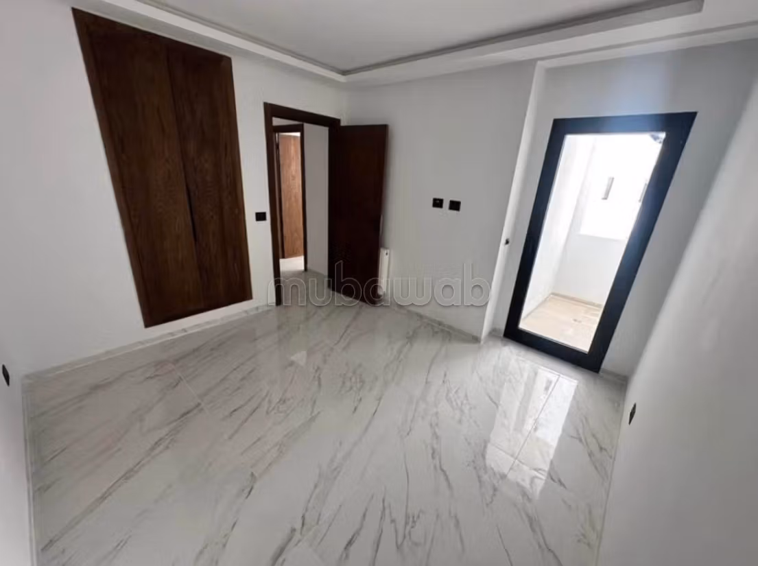 شقة S2 لم تُسكن أبداً في الطابق الأول