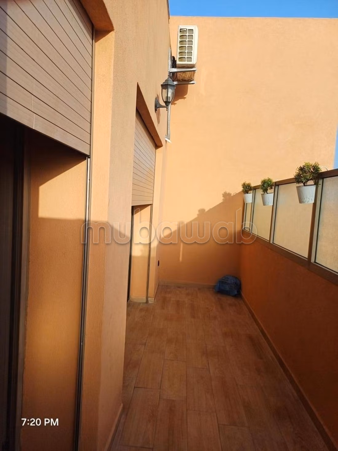 Beautiful 2 bedroom apartment residence with pool
