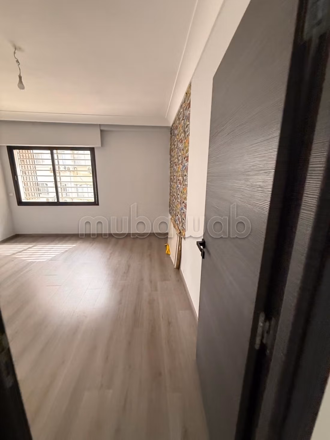 Top location empty apartment three h root empty