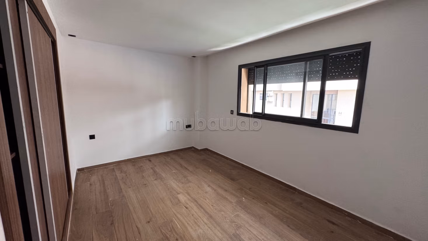 Appartement te koop in Hivernage. Oppervlakte 100 m². Dubbel glas en centrale verwarming