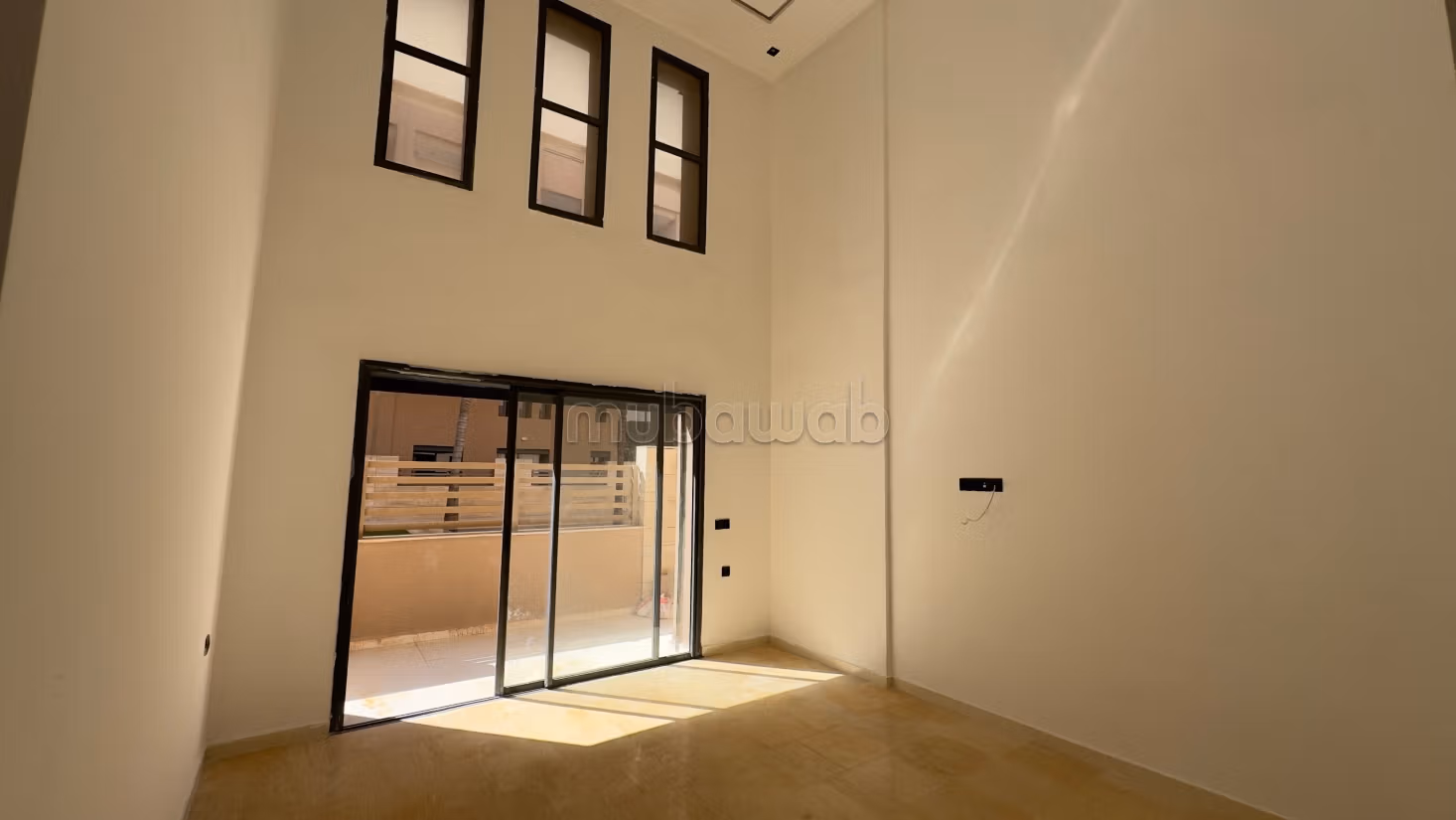 Appartement te koop in Hivernage. Oppervlakte 100 m². Dubbel glas en centrale verwarming