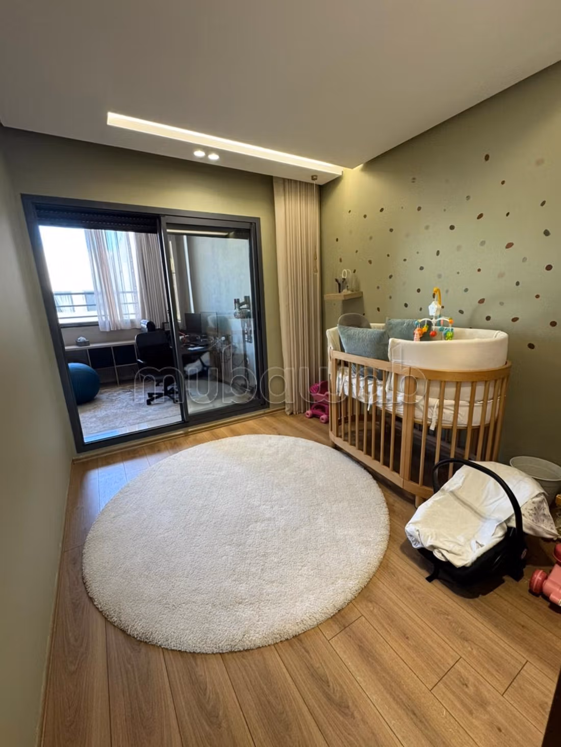 Superb apartment without overlooking 134 m2