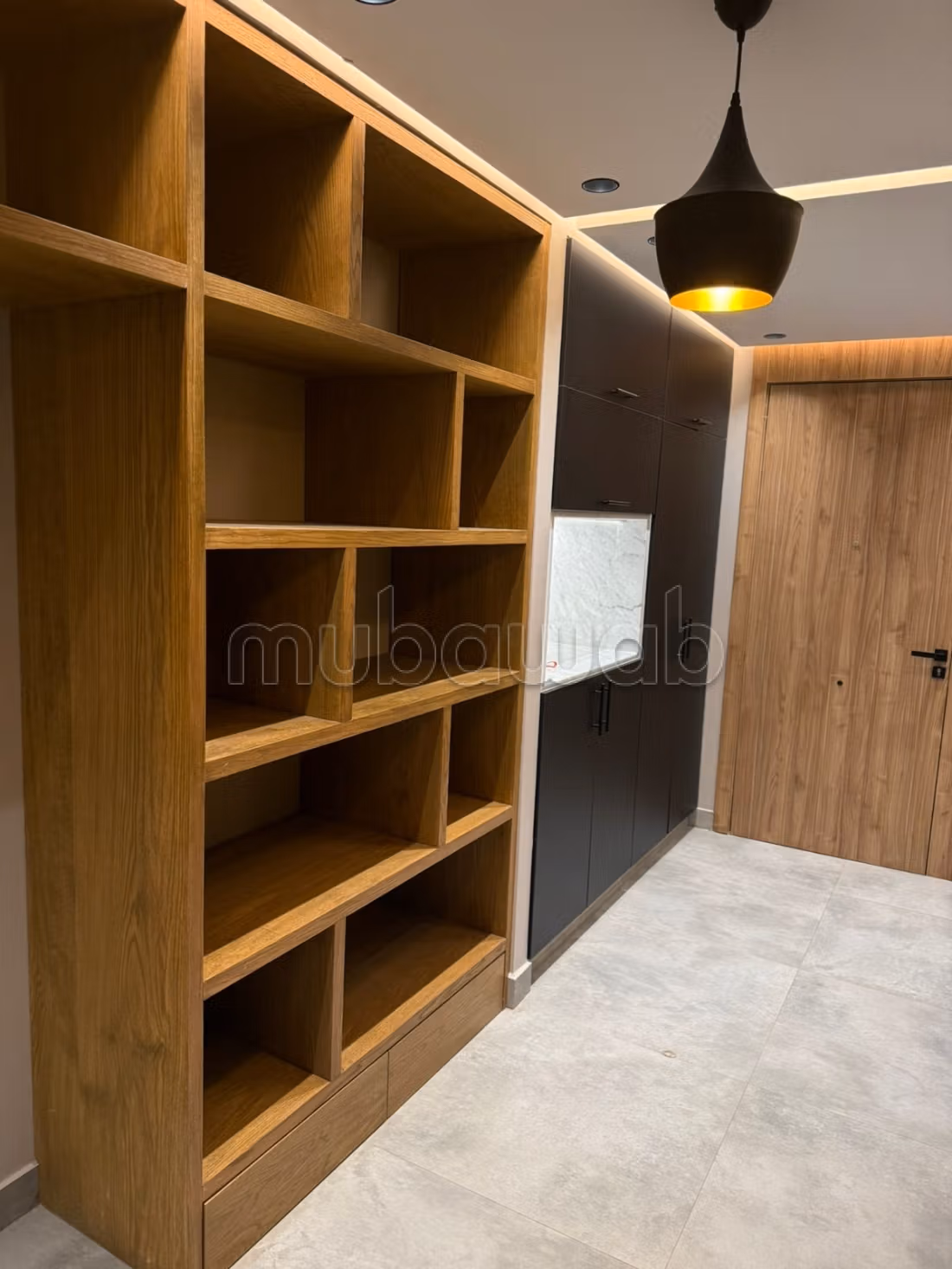 Beaux bureaux à louer à Palmier. 
Superficie 51 m². 
Résiden... - Daha fazla