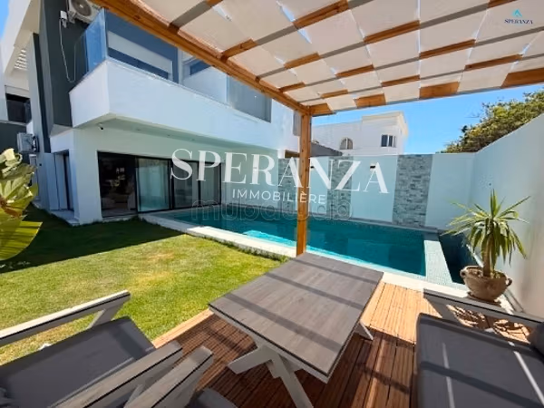 Vacanze Villa Nirvana S3