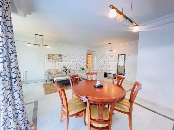 Furnished S3 apartment on the banks of Lake 2