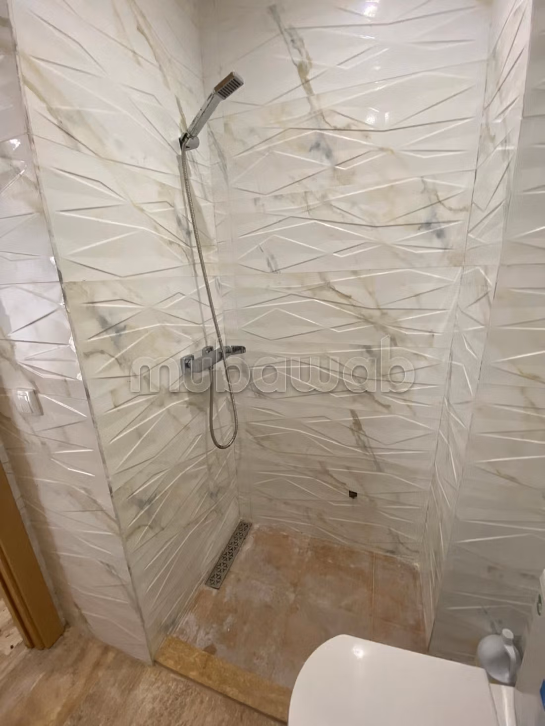 Apartment for rent secure residence night 1000 dirhams