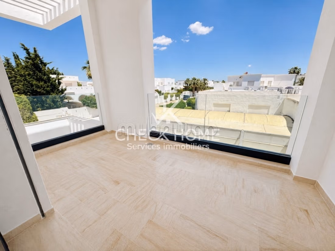 A vendre villa S4 neuve à Yasmine Hammamet