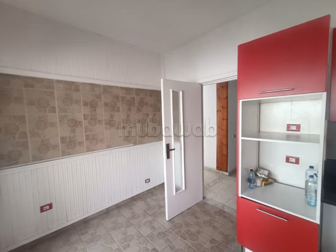 Appartement en location à El Menzah 4.
Superficie 110 m²