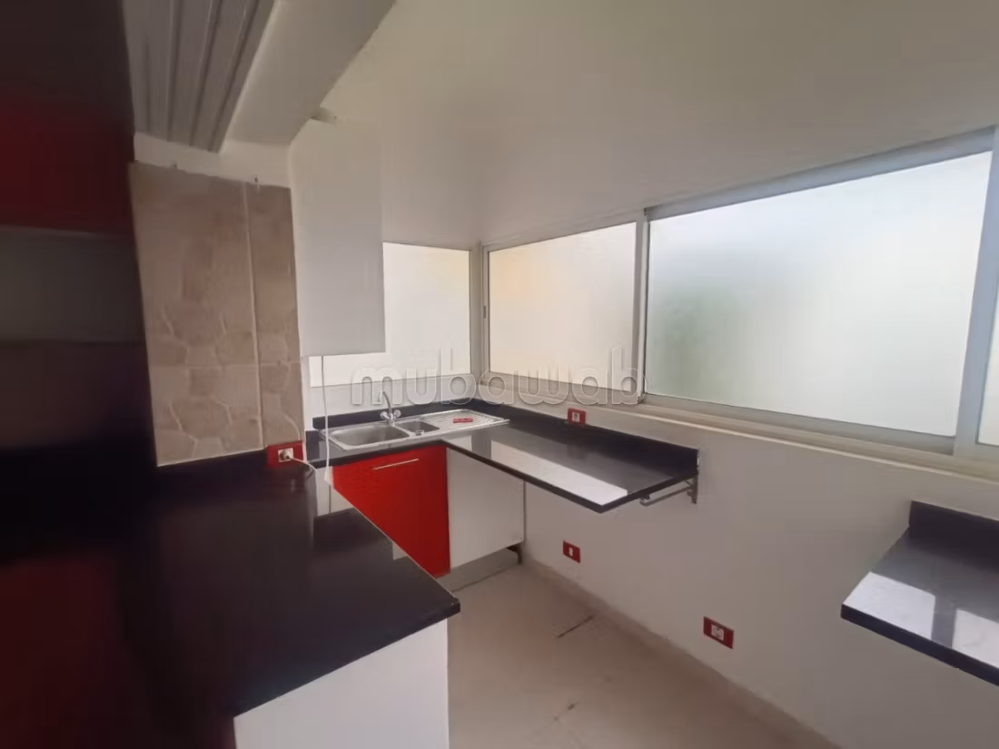 Appartement en location à El Menzah 4.
Superficie 110 m²
