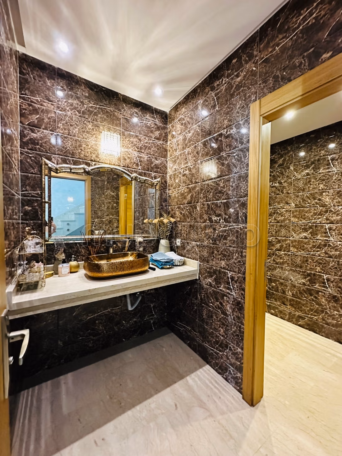 Magnifica villa contemporanea situata in una residenza chiusa a Bouskoura - Città Verde