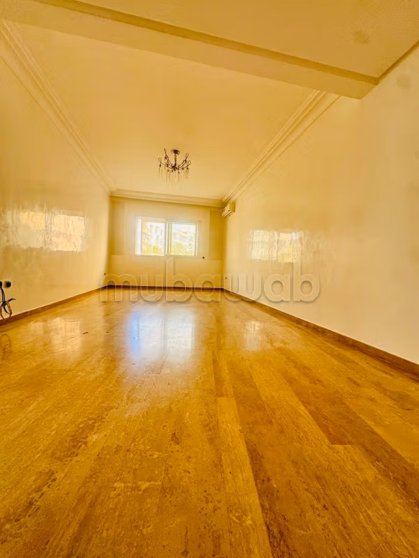 Mooi appartement te koop in Bourgogne, Tan Tan Boulevard