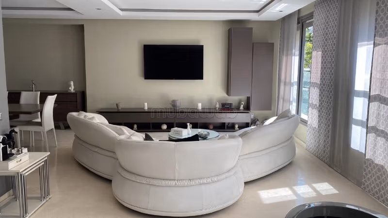 Bel appartement en location à Gauthier. 
4 pièces confortables. 
Meublé