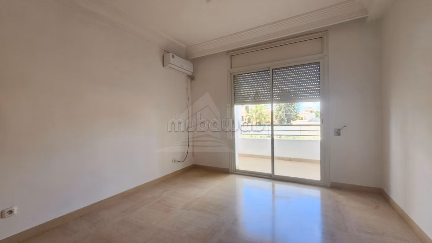 A louer appartement s2 a la Soukra Parc