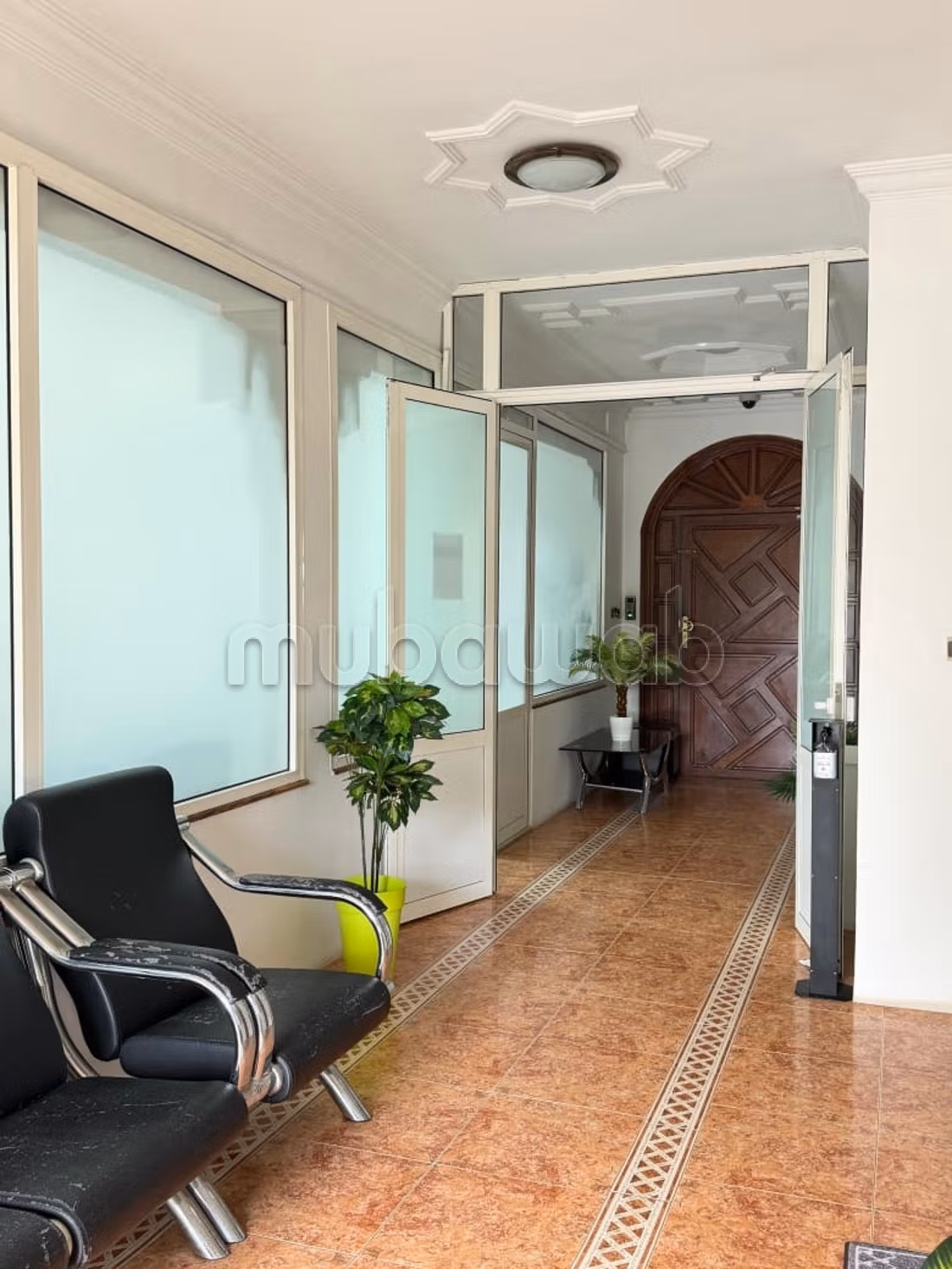 Villa 500 m² à louer pour usage bureau à Souissi