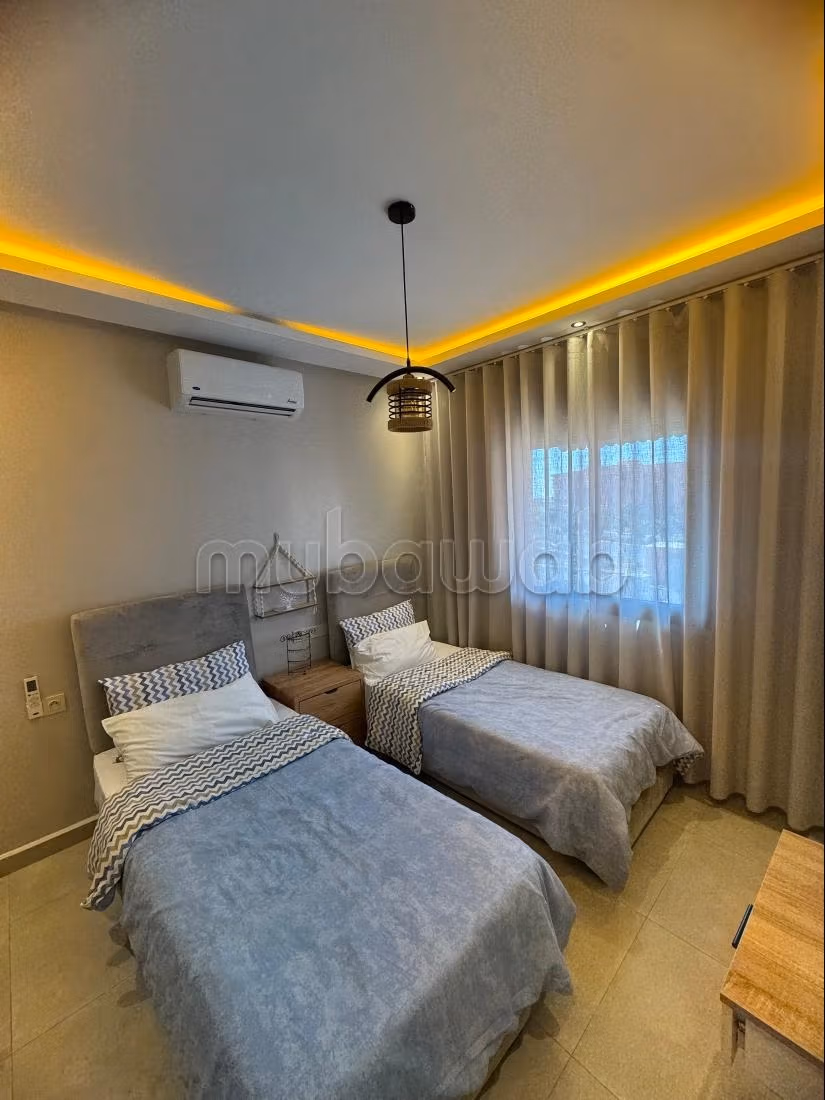 Magnifique Appartement en location à Hay Menara. 3 belles chambres. Meublé — 4