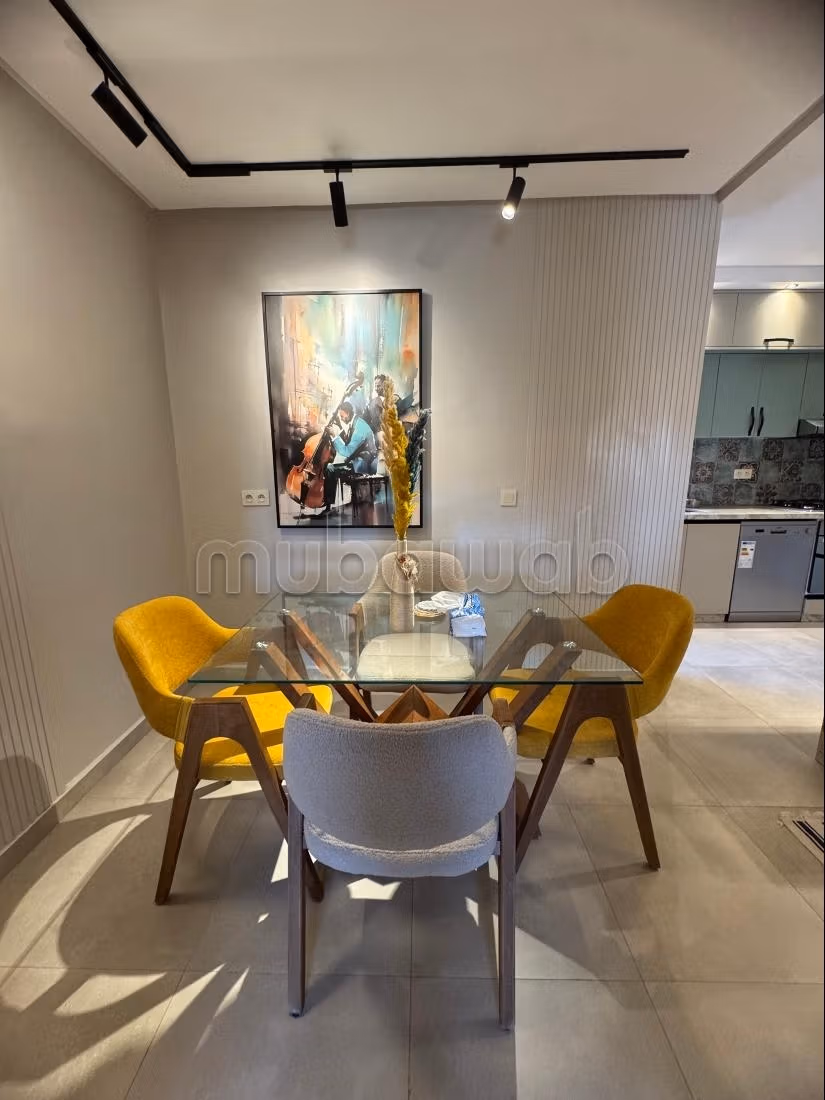 Magnifique Appartement en location à Hay Menara. 3 belles chambres. Meublé — 5
