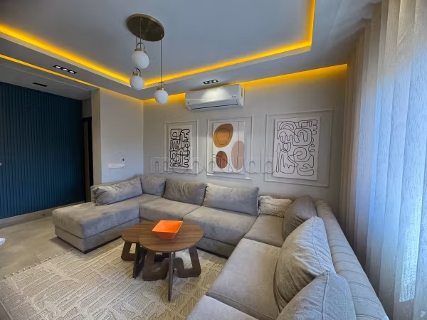 Prachtig appartement te huur in Hay Menara. 3 mooie slaapkamers. Gemeubileerd