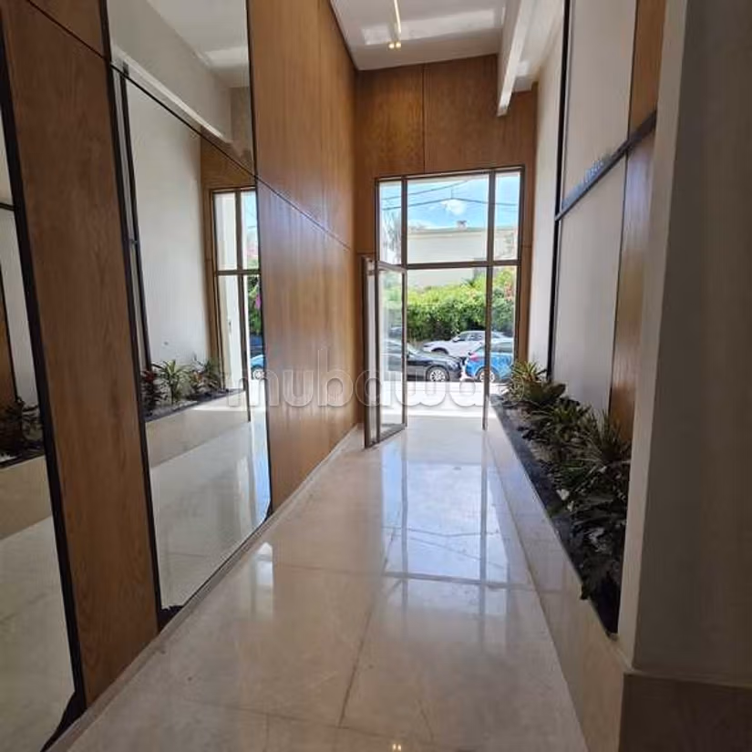 61.0 m² Apartment for Rent in Casablanca, Oasis