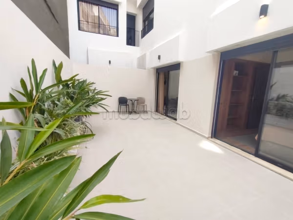 Studio nuovo arredato Val Fleury 7500 dh