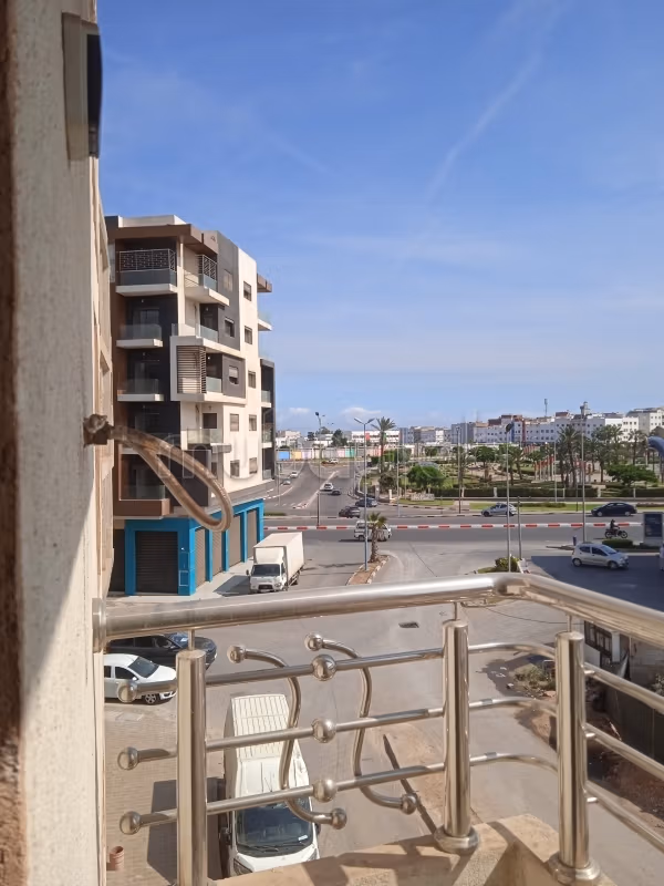 Appartement à vendre à Aïn Sebaâ. 4 grandes pièces. Ascenseur