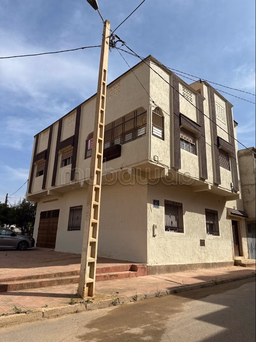 Trouvez votre maison à acheter à Berkane. 2 pièces. Cuisine...