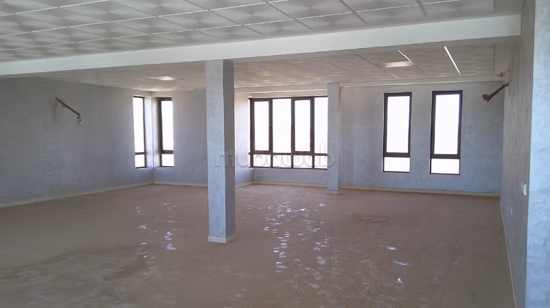 Plateau bureau de 270m² a Louer