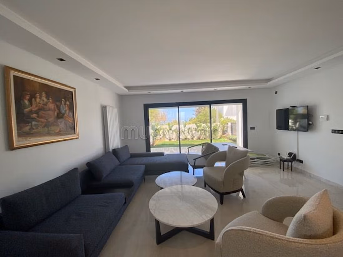 Magnifica villa arredata con piscina e vista mare