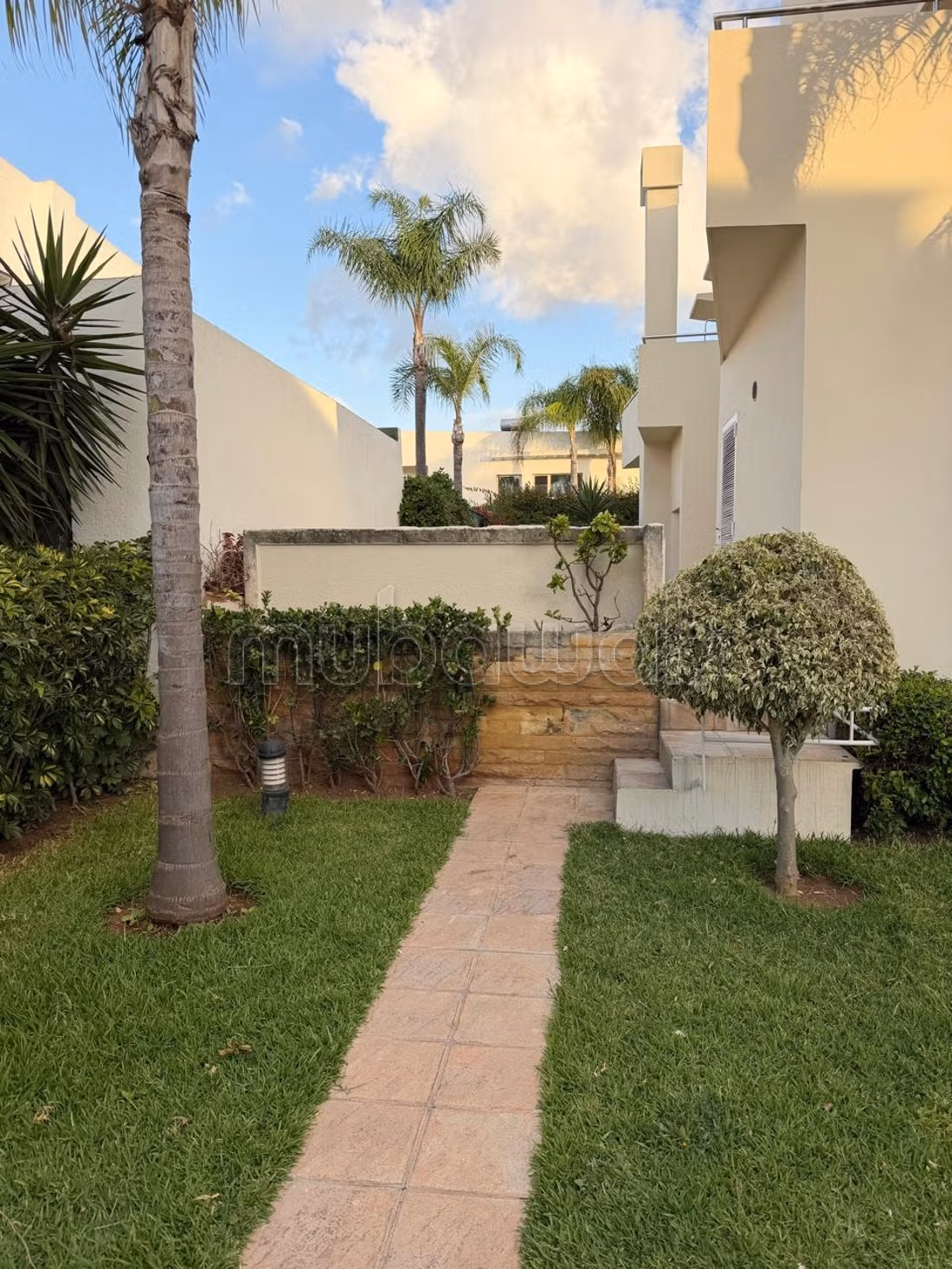 Villa adosada en la residencia en venta