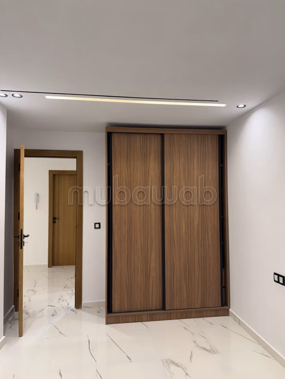 Fantastic apartment for sale in Martil. 2 excellent rooms. Equipped kitchen