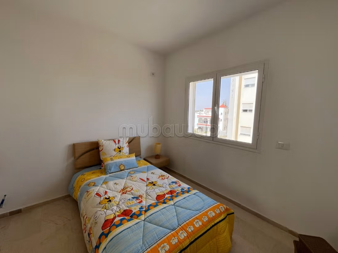 Apartment for sale in Southern Sfax. 4 comfortable bedrooms. Satellite dish, secure residence