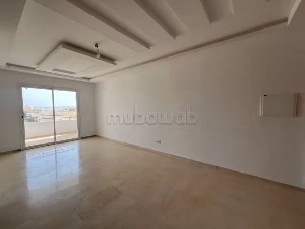 Appartement à vendre à Sfax Sud. 4 chambres agréables. Antenne parabolique, résidence sécurisée