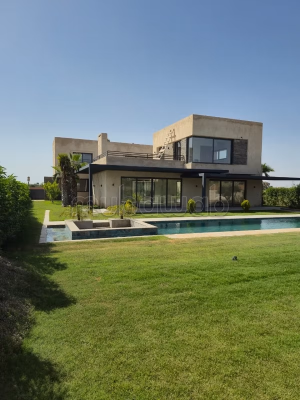 Magnifique Villa à louer vide à Amelkis