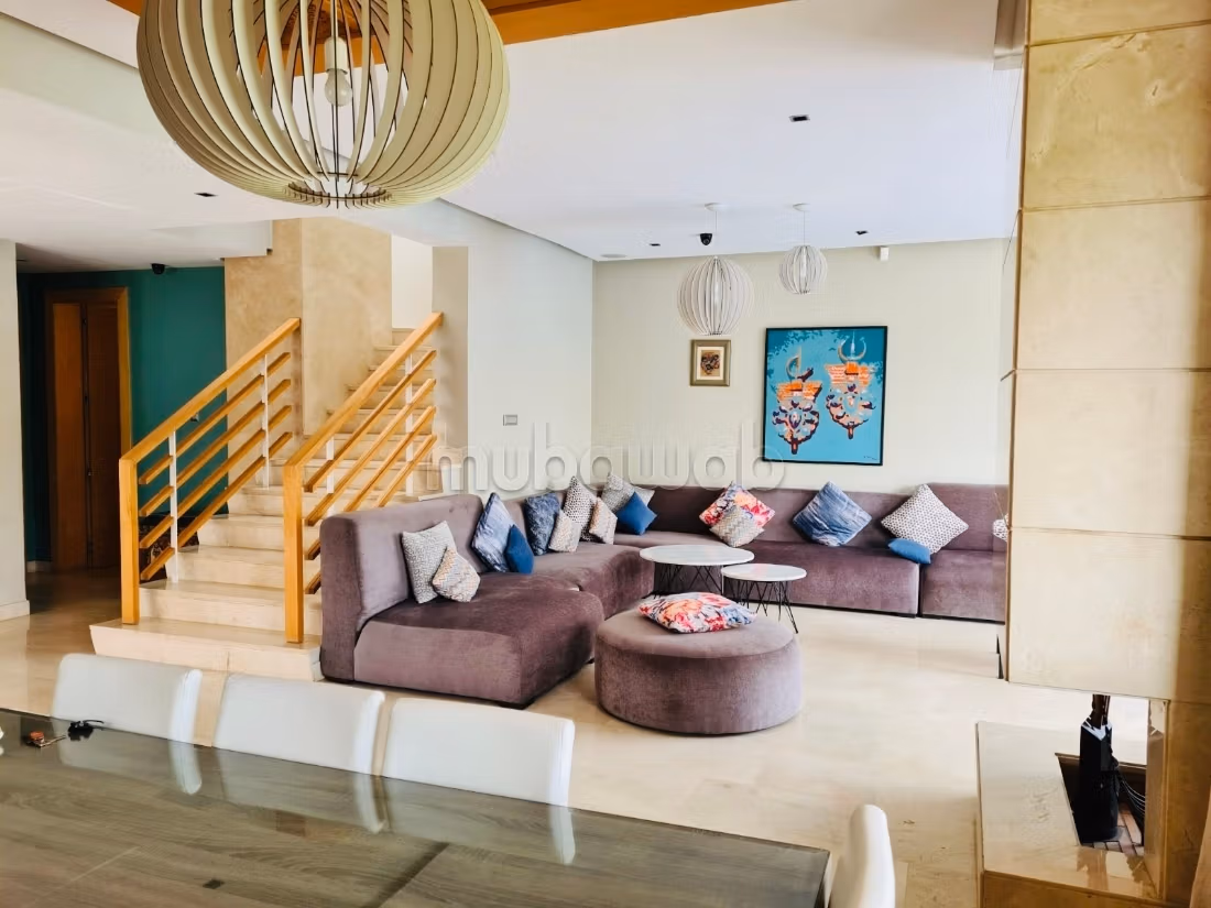 Prachtige gemeubileerde villa in het hart van Casa Green Town - Bouskoura