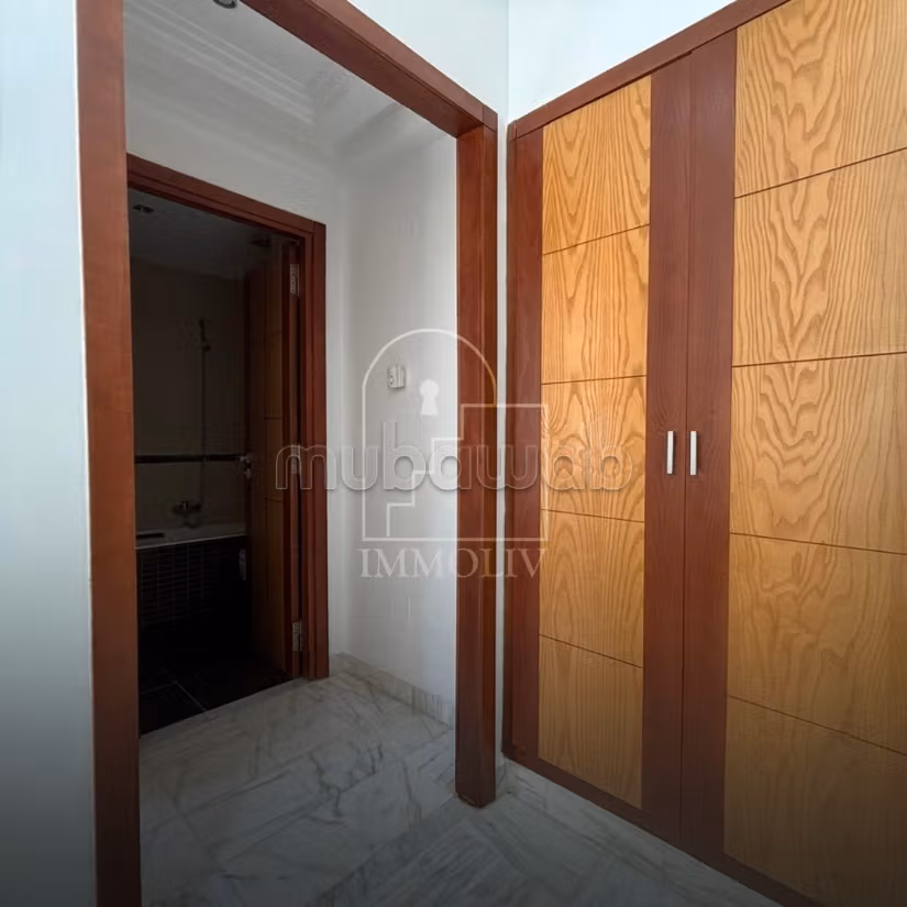 A vendre un Appt S1 à la Soukra park