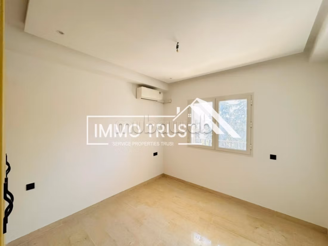 Appartement S2 jamais habité à La Soukra