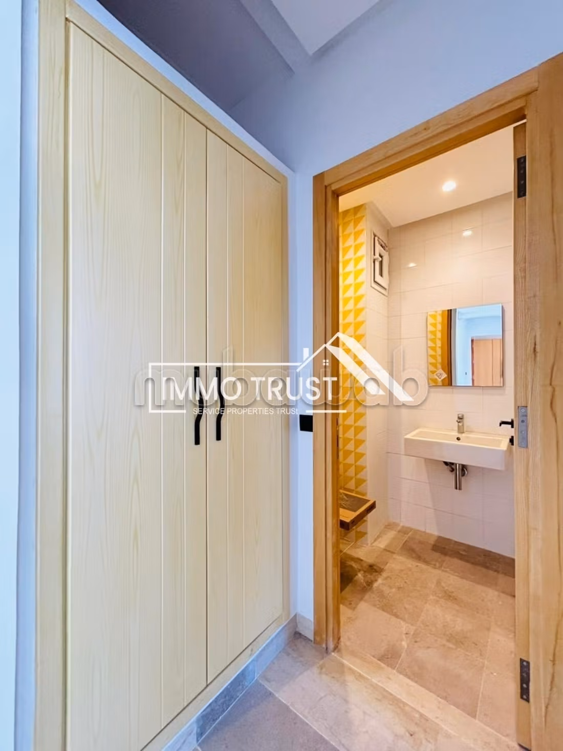 Appartement S2 jamais habité à La Soukra
