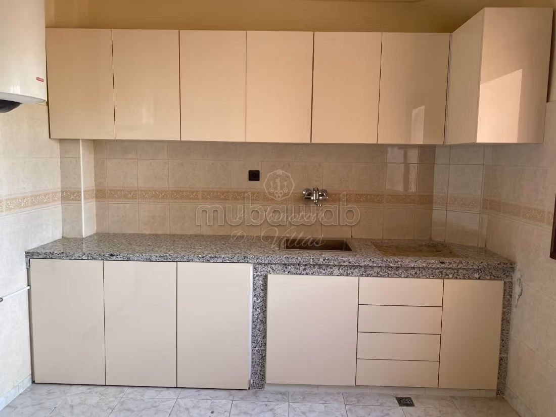 Spacious Apartment for Long-Term Rent