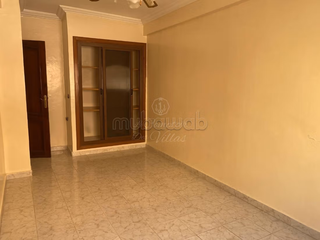 Spacious Apartment for Long-Term Rent