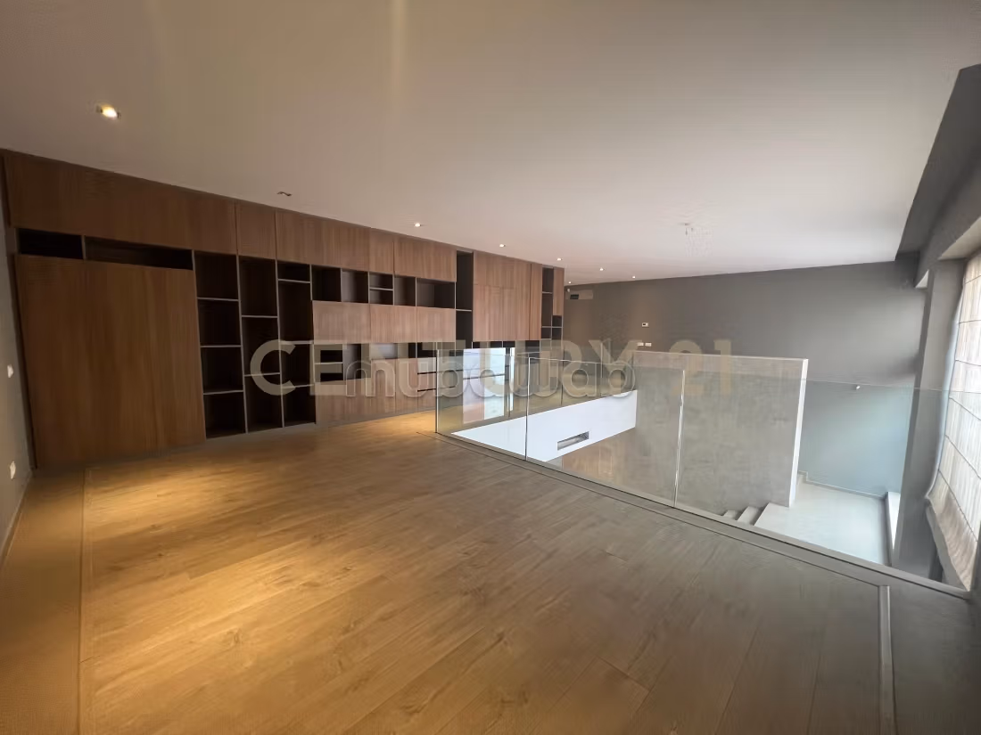 A vendre Une villa s6 à Menzah 1