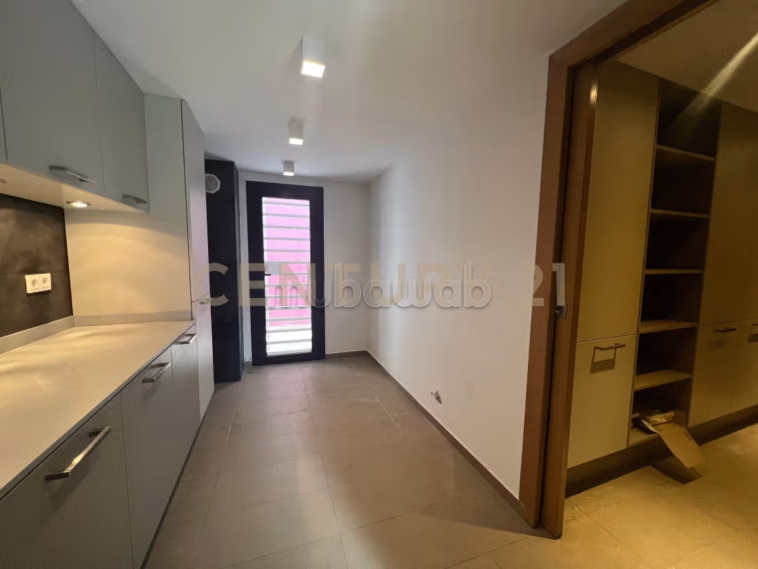 A vendre Une villa s6 à Menzah 1