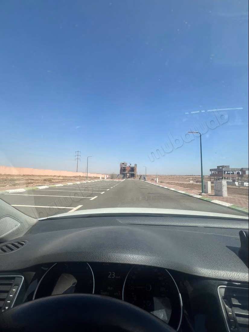 Venta de terreno en Ennakhil Palmeraie. Superficie 249 m²