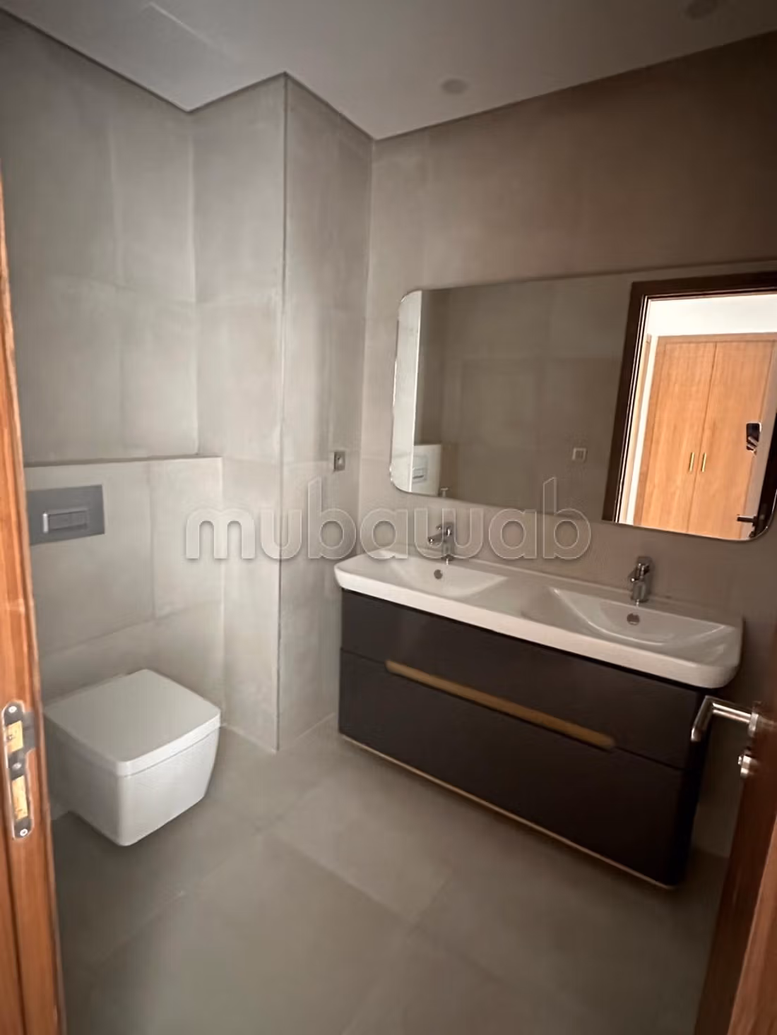 À Louer: Superbe Appartement à Eagle Hills
Souissi — 3