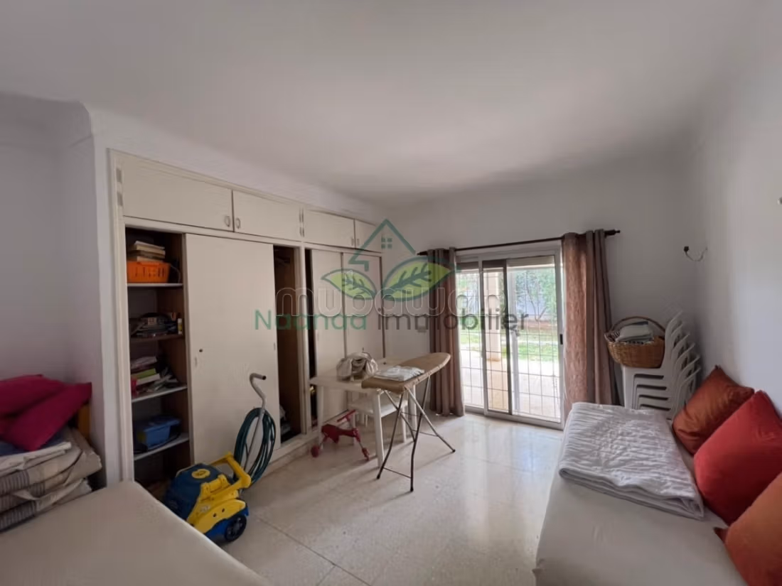 A vendre Villa S9 à Hammamet