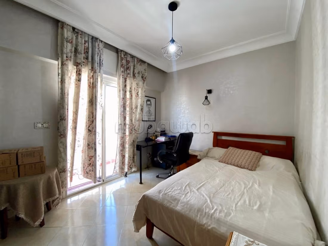 Triplex arredato in affitto a Harhour