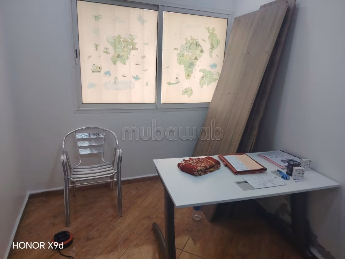 Bureau non equipe hay tarik bernoussi 
3700 dh