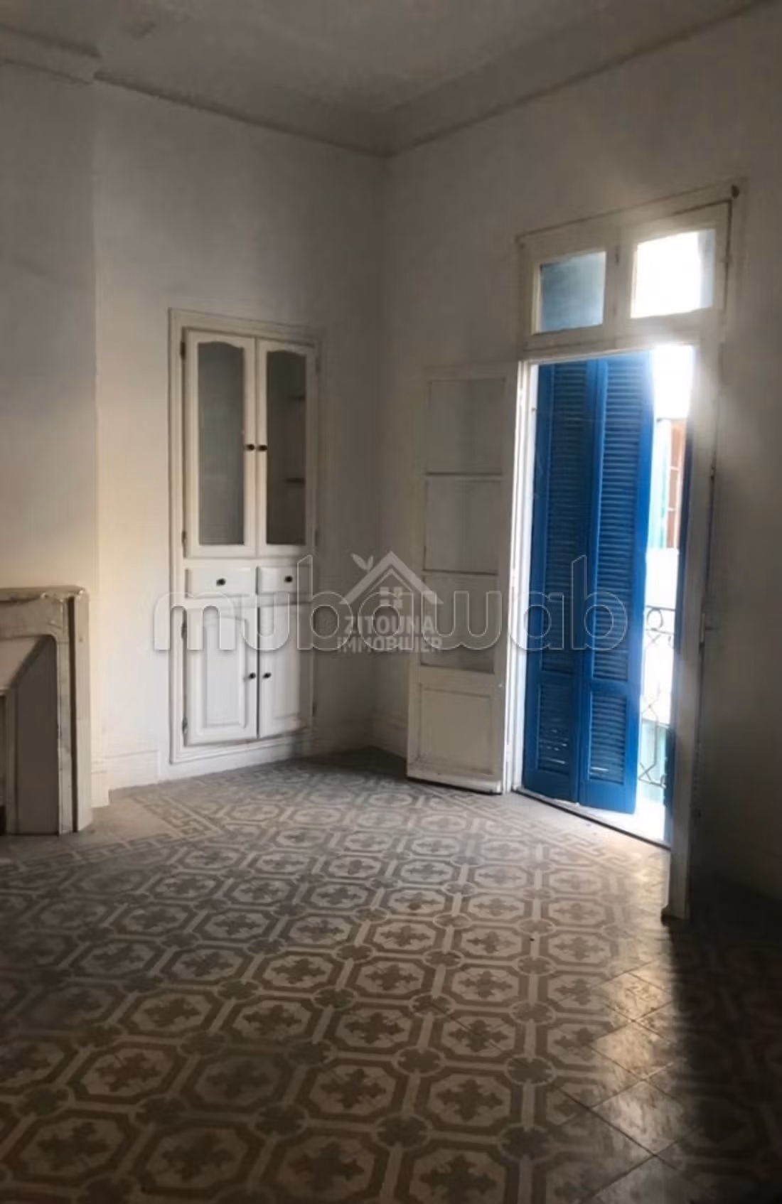 For sale an apartment in downtown Tunis