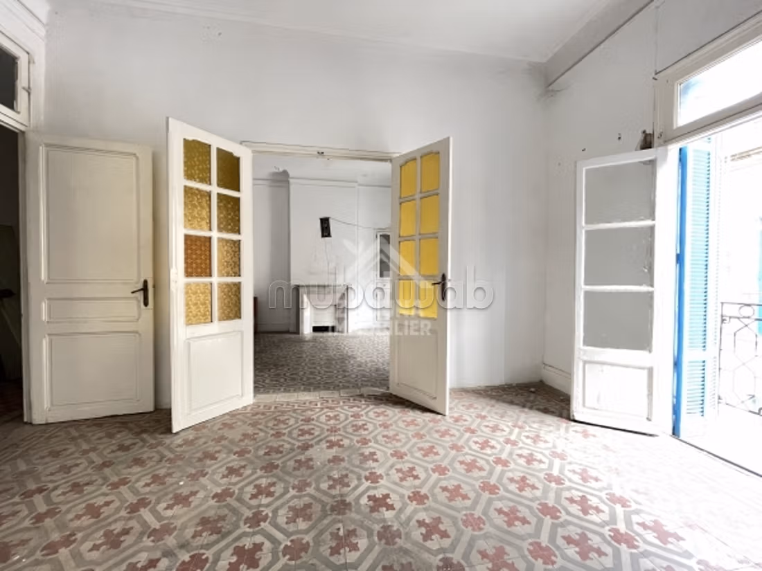 For sale an apartment in downtown Tunis
