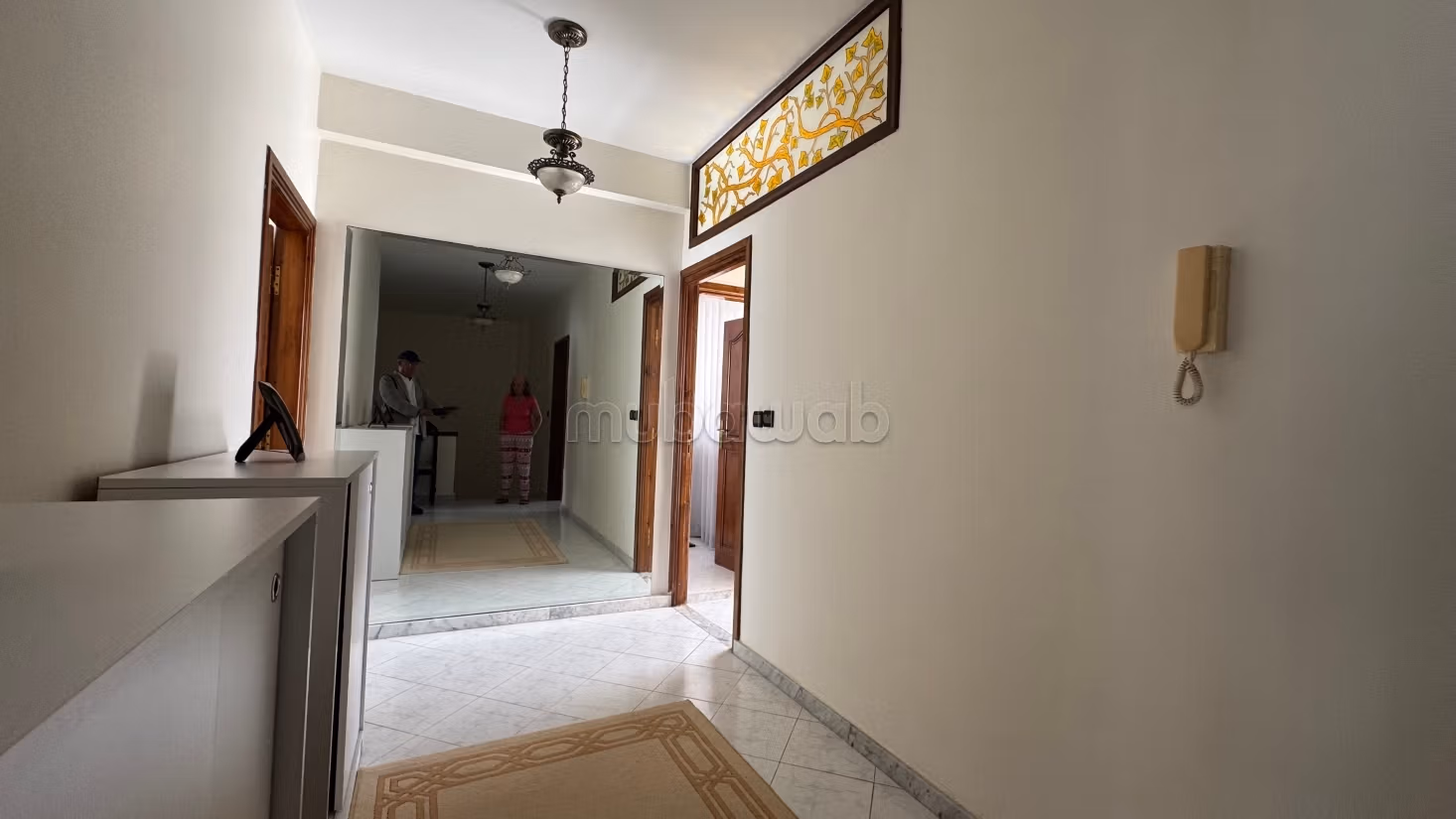 Magnifica villa in vendita a Dar Bouazza nel quartiere Nawrass. 3 camere. Terrazza e giardino