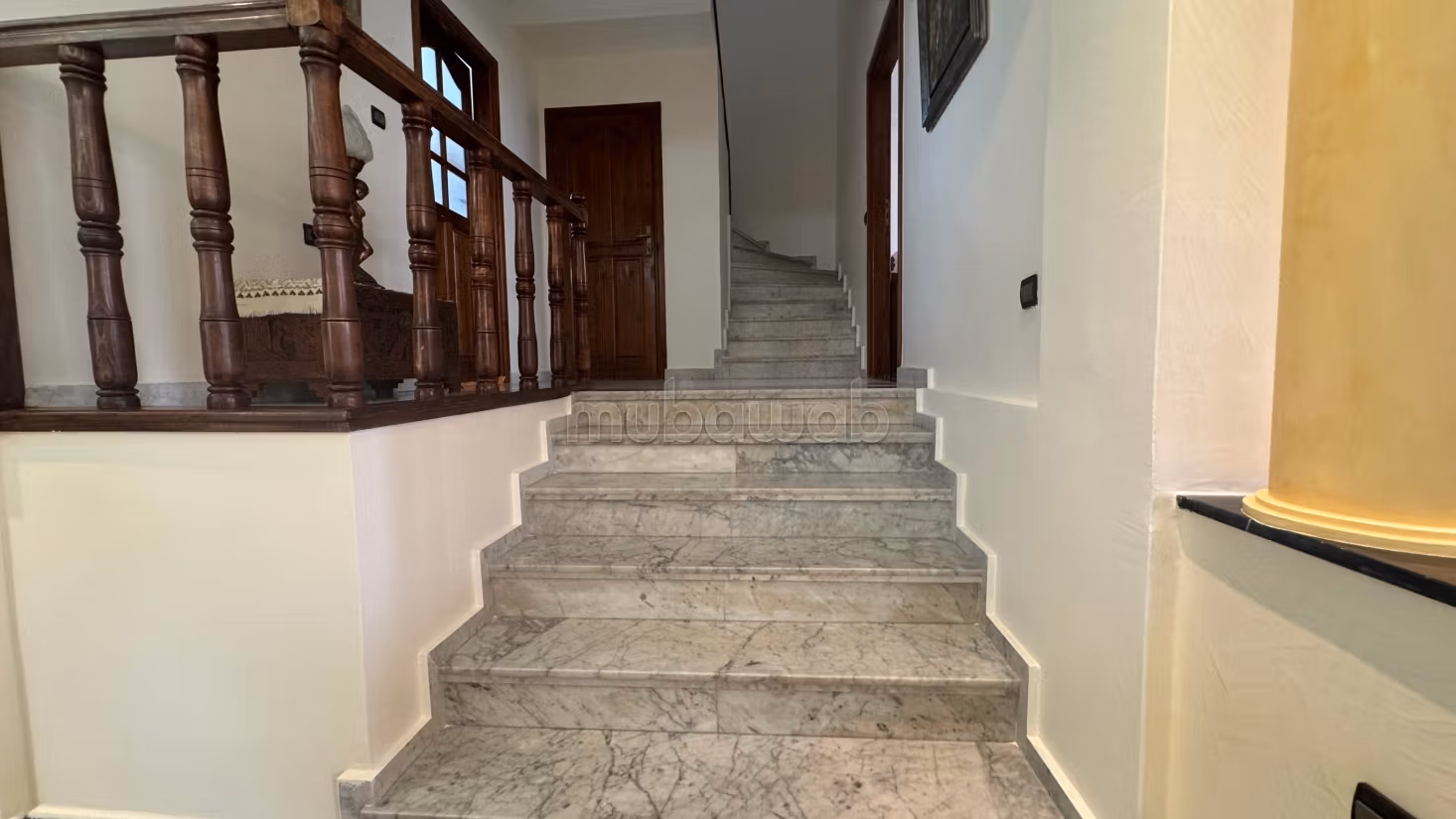 Magnifica villa in vendita a Dar Bouazza nel quartiere Nawrass. 3 camere. Terrazza e giardino