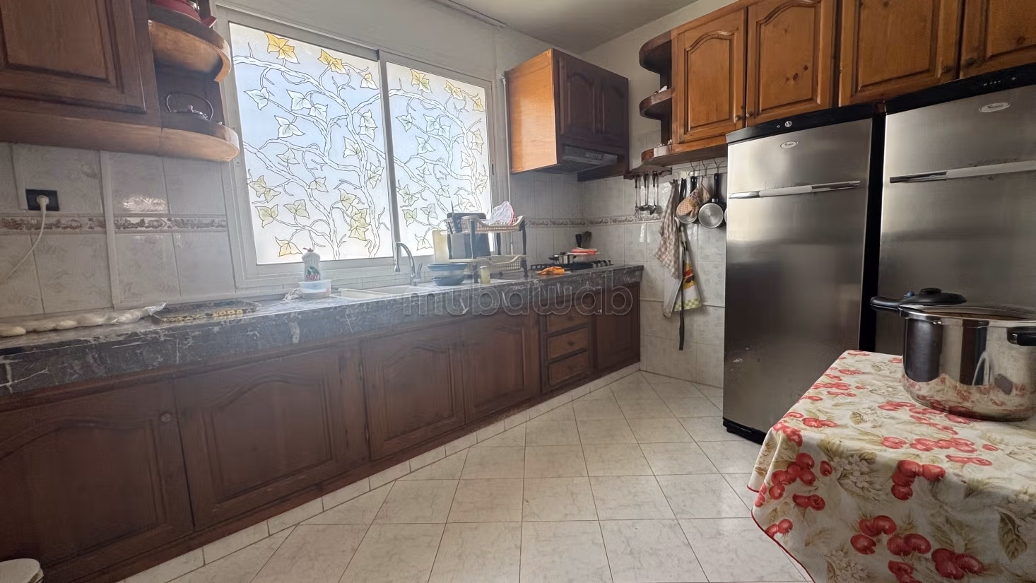 Magnifica villa in vendita a Dar Bouazza nel quartiere Nawrass. 3 camere. Terrazza e giardino